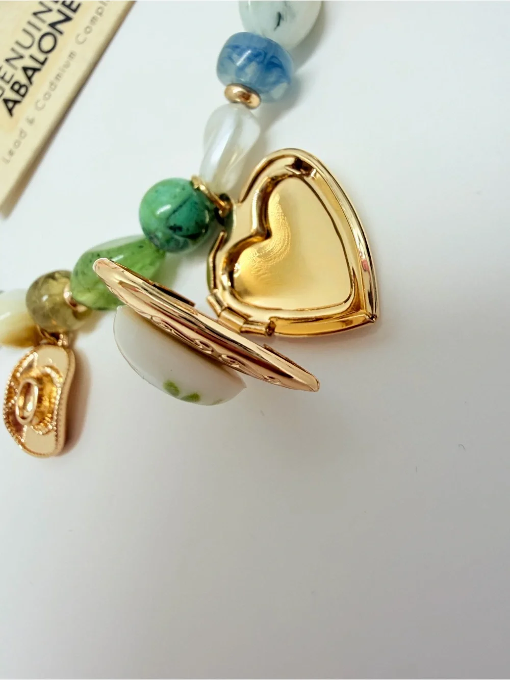 N/A delicate green